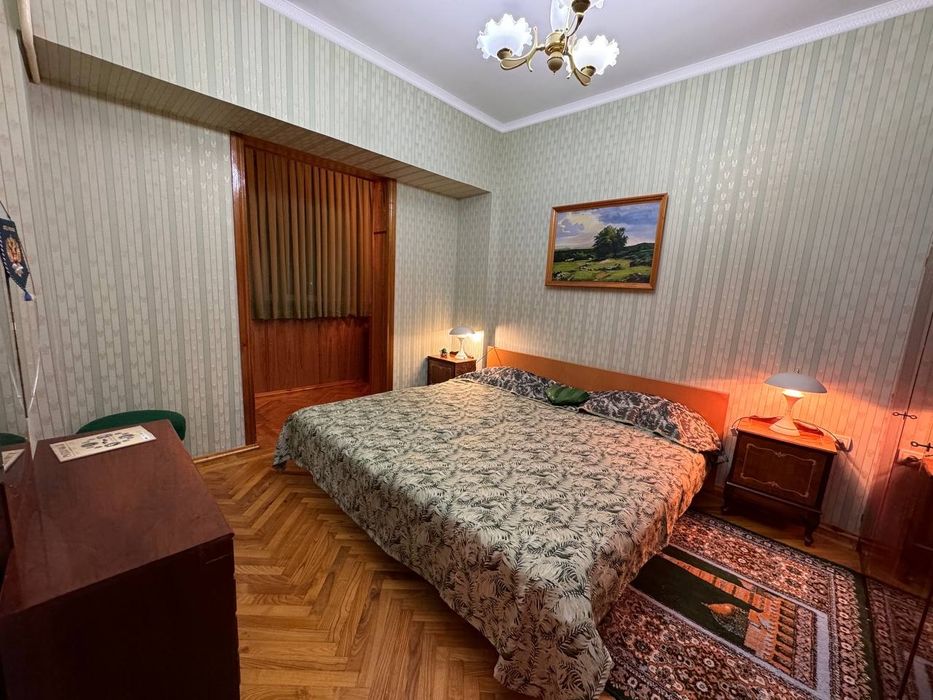 Продажа 2/2/9 67м2 на ЦУМ, ор-р: посольство Кореи