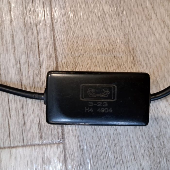 3-х контактный Н4  ЛЕД