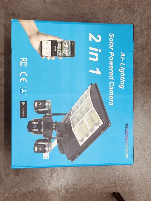 Камера с солнечной панелью