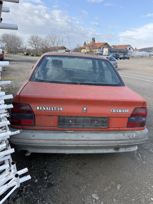 Рено 19 безин на части