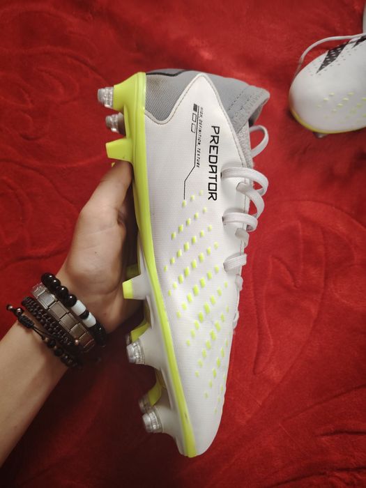 Crampoane cu filet, mărimea 38.