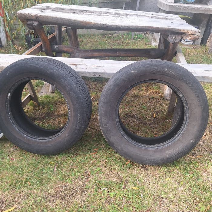 Vand cauciucuri in stare bună..