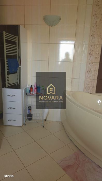 Casa langa Blue Sky cu panouri solare, garaj si terasa mare