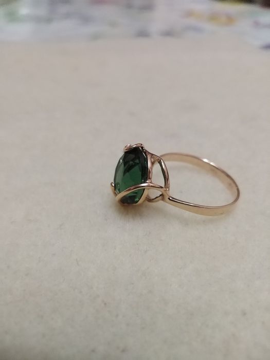 Золотое кольцо 585 сапфир