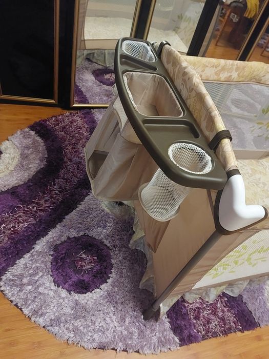 Vînd cărucior,pătuț,scoică auto și ladou .