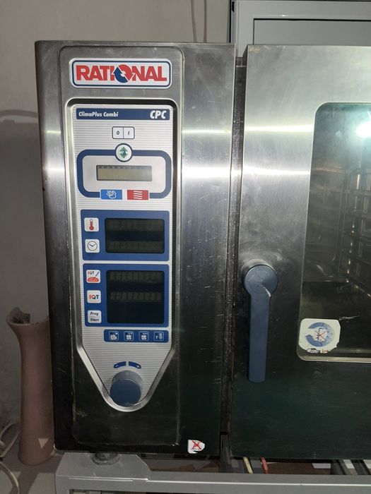 Професионален конвектомат