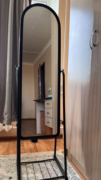 продам Зеркало напольное СРОЧНО