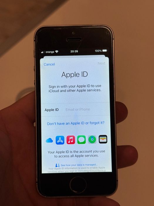 iPhone SE SpaceGray Neverlock