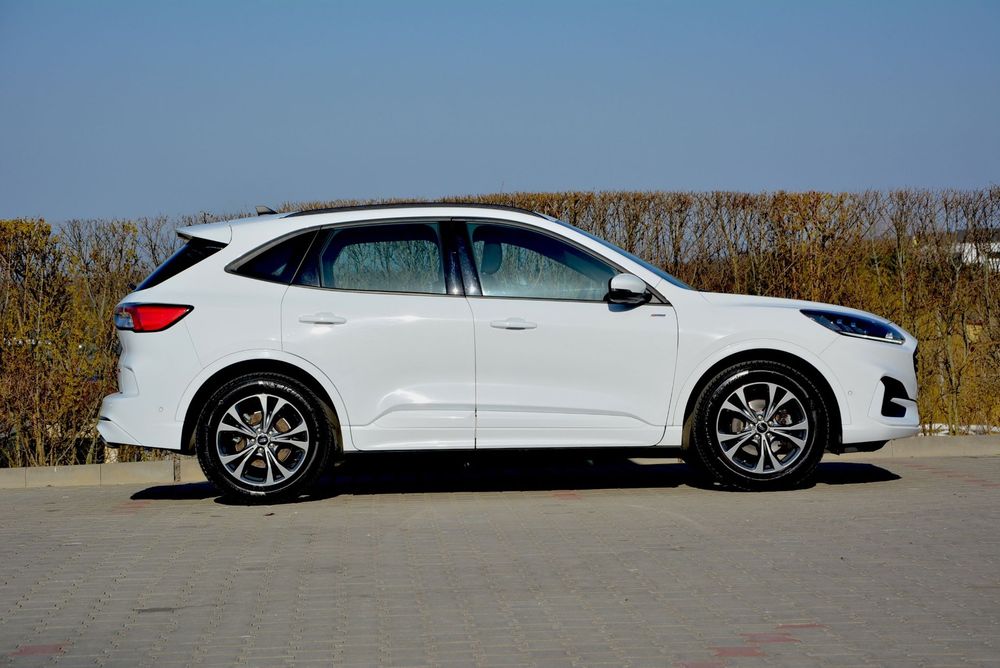 Ford Kuga ST-Line 2023