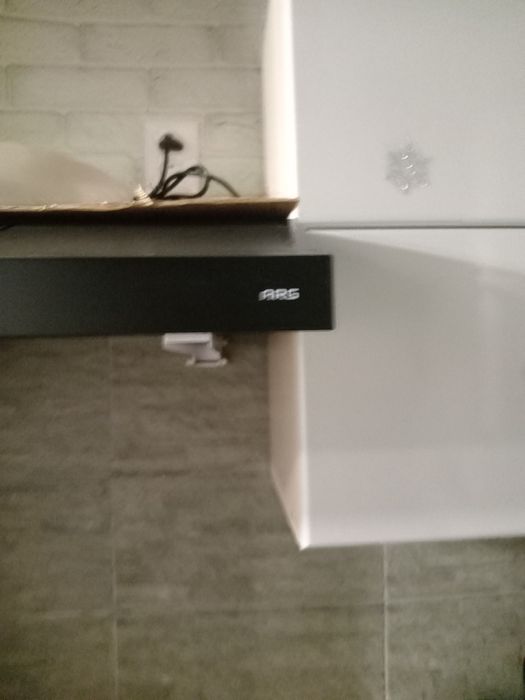 Продам срочно Вытяжка  АRG