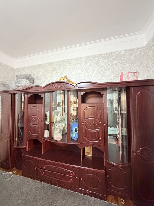 Мебел стенка шкаф