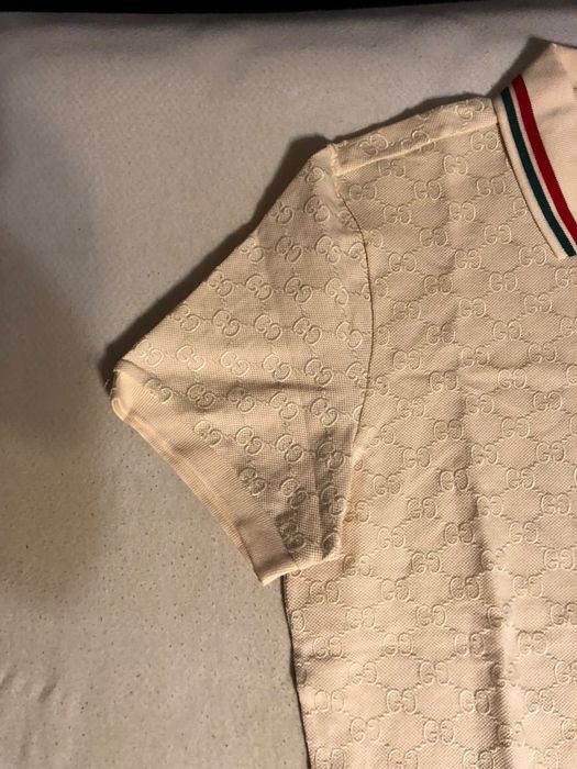 Tricou Gucci , calitate premium , pe stoc , nou , M