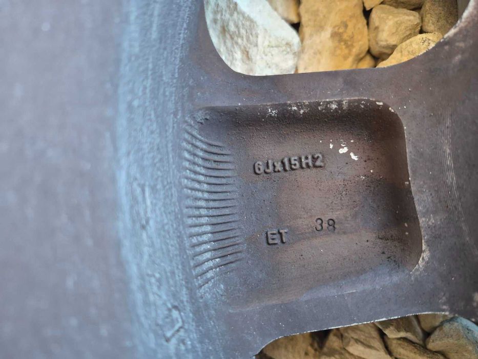 Джанти 15 цола от Голф 4