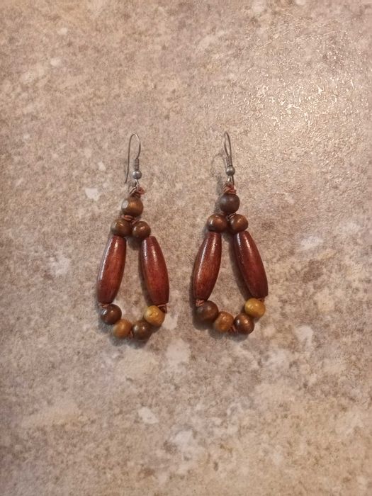 Бижута от естествени материали