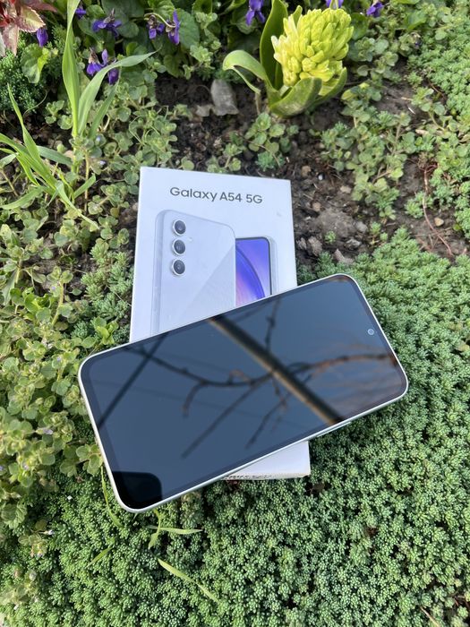 Продаю смартфон срочно!