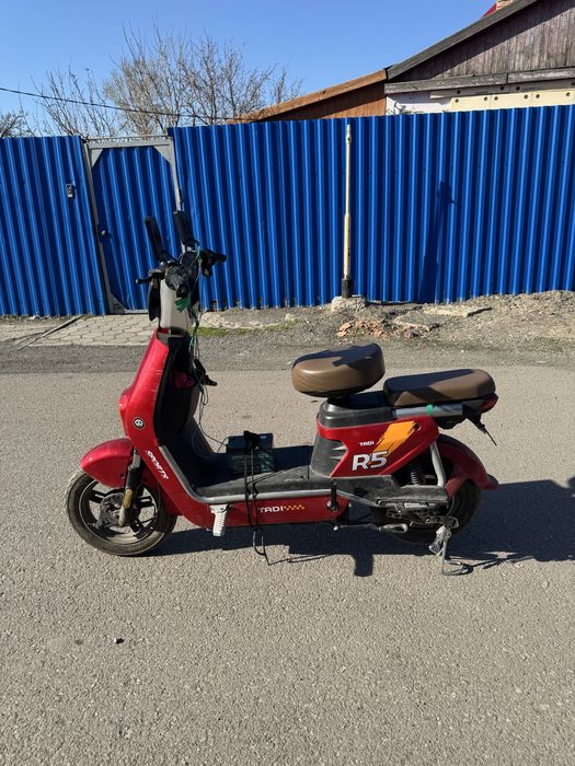 Продам скутер в отличном состояний