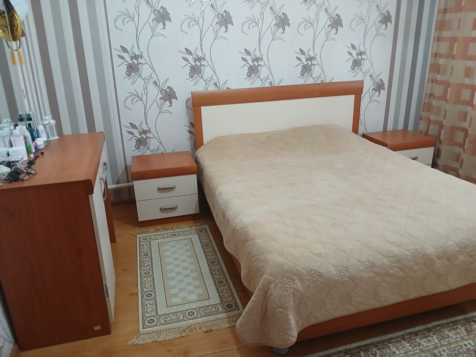 Спальный гарнитур