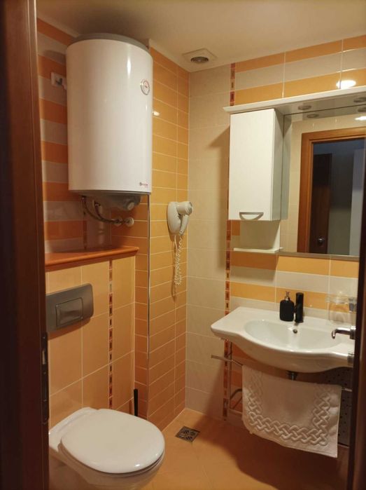 Дава се под наем Едностаен апартамент в с. Равда, Област Бургас - 50 кв.м за 375 € - Снимка #4