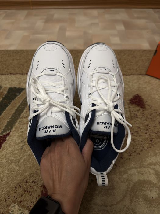 Кроссовки Nike Air monarch IV