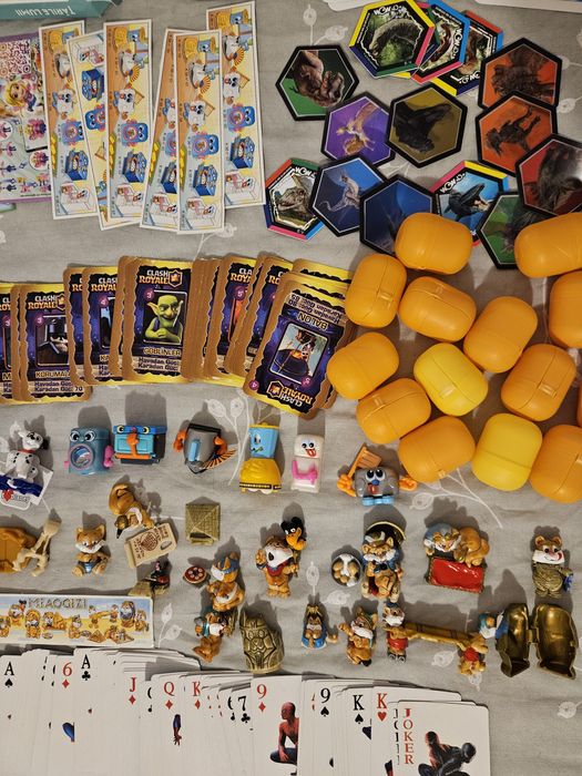 Lot jucarii kinder pisicile epiptene 2 colectii complete