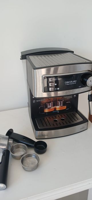 Aparat de cafea Cecotec