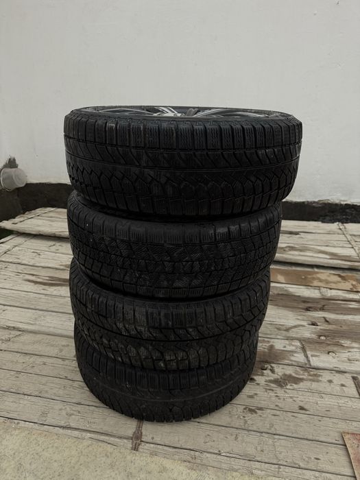 215/55/17 сатылады