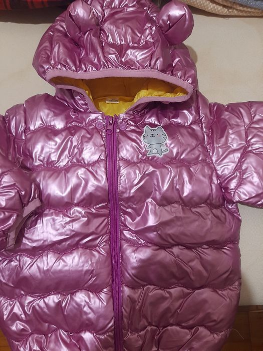 Курточка на девочку