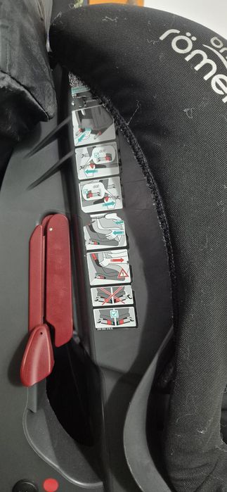 Scaun auto Britax Römer cu isofix