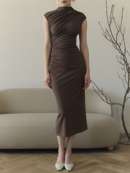 Коричневое платье Lichi