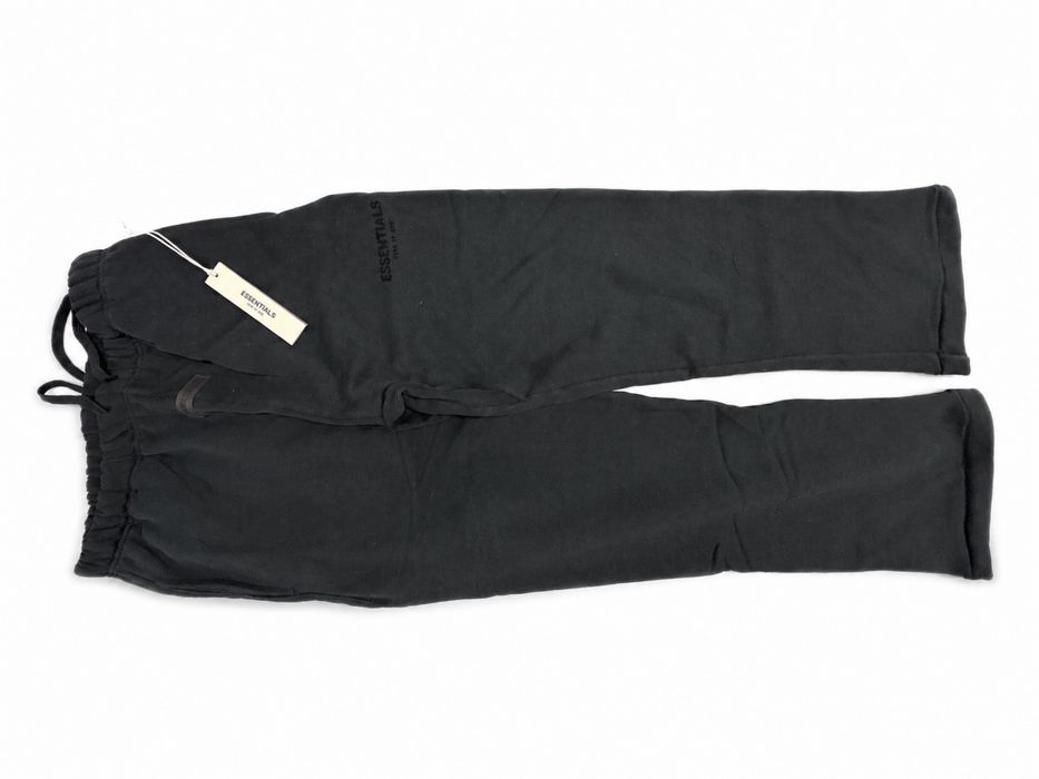 pantaloni essential