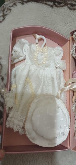 Кукла фарфоровая новая