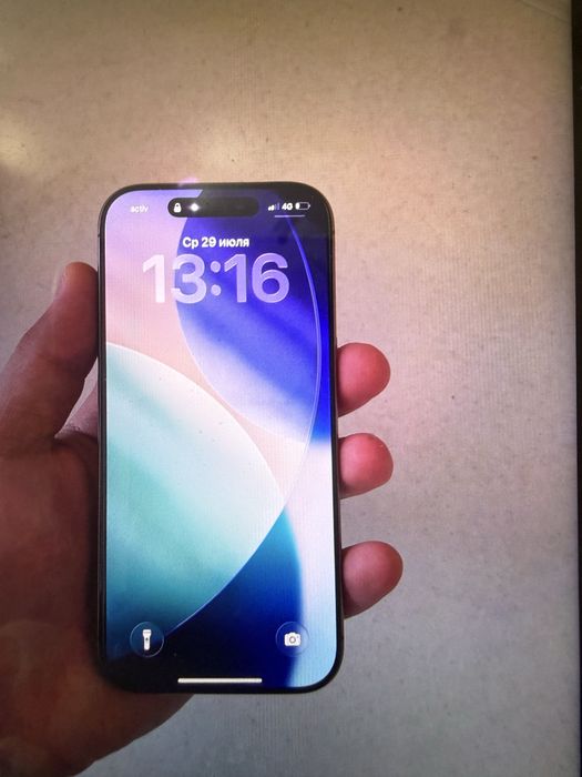Iphone 16 pro в идияльном состаяние 256gb