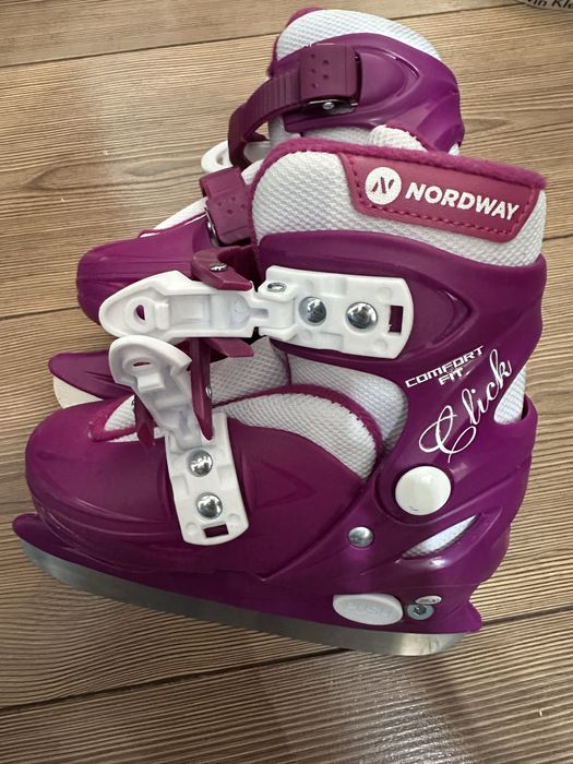 Коньки на девочку