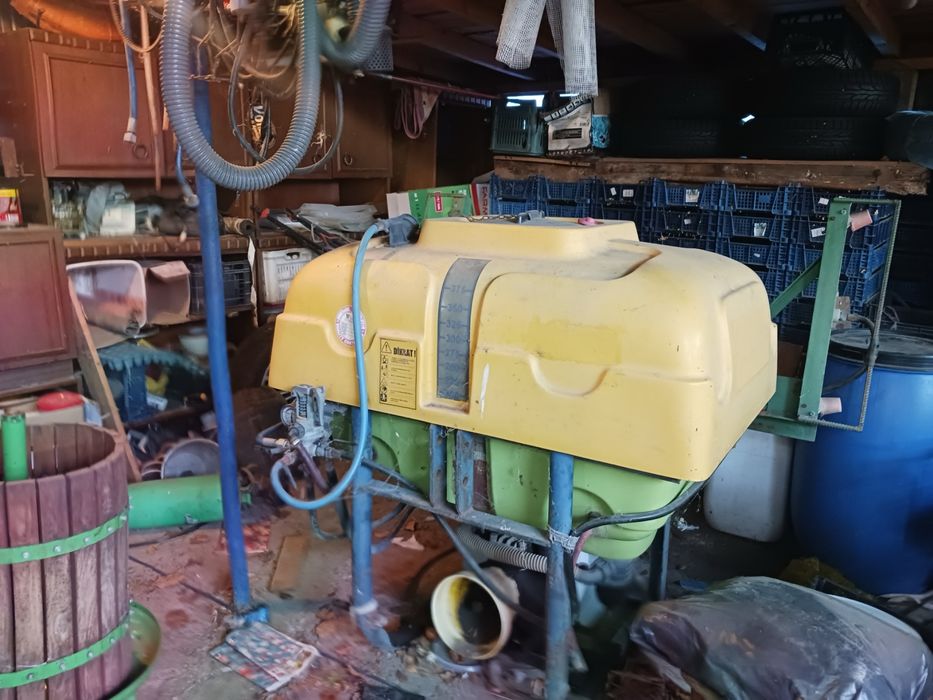 Продавам пръскачка Taral Kobra 400l.