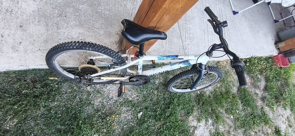 Biciclete de vanzare