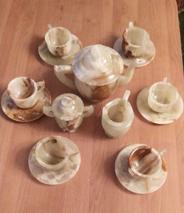 Чайный сервиз из оникса