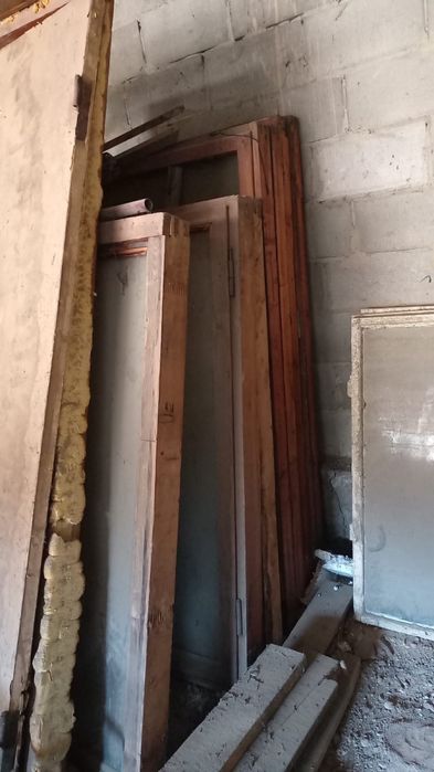 Продается двери и окна бу