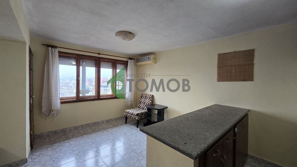 Двустаен апартамент под наем в Широк Център