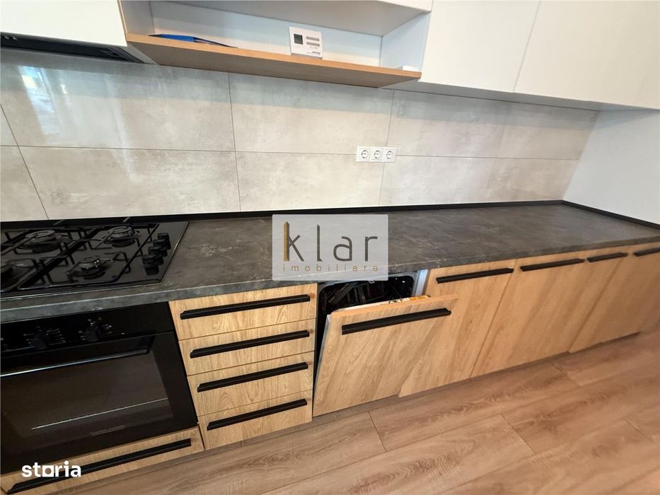Apartament 2 camere zona Regal cu terasa mare