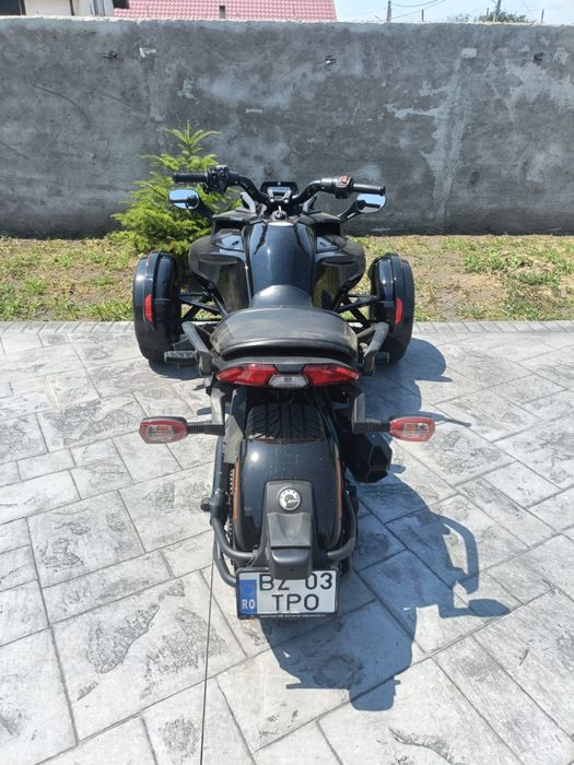 Can-Am Spyder F3