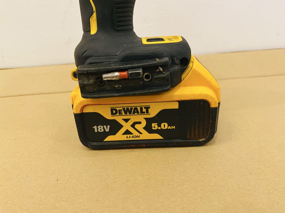 Impact Dewal DCF850