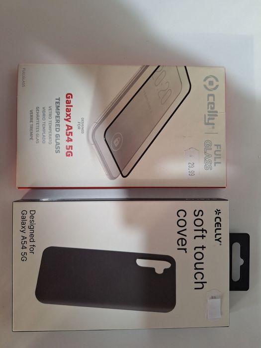 Продавам чисто нов Samsung A54 5G/RAM8GB/256GB + зарядно "Samsung".