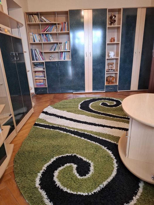 Apartament cu 2 camere semidecomandat, cu loc de parcare, zona decebal