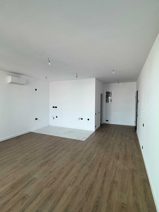 Studio / One North Lofts / Pipera