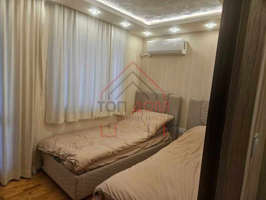 Дава се под наем Тристаен апартамент в Варна, Гръцка махала - 100 кв.м за 1450 € - Снимка #8