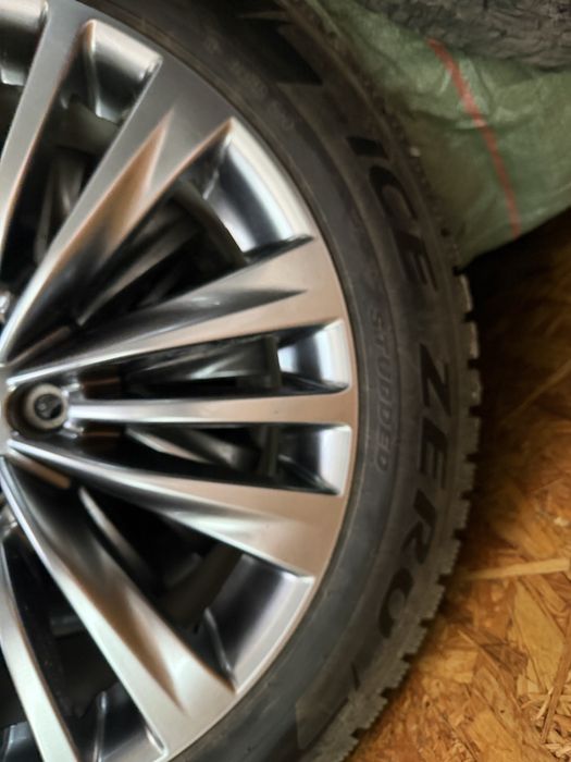 Комплект диски+резина Toyota r20