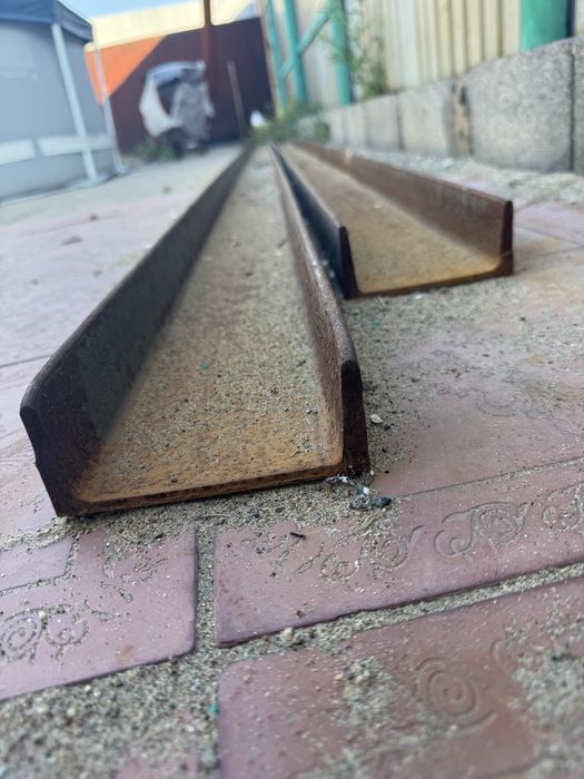 Продам швеллер 12