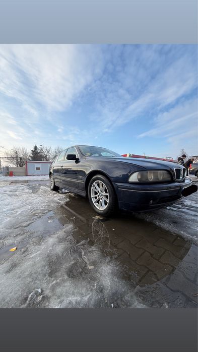 Vand BMW E39 perfect functional SCHIMB CU F10 + diferenta