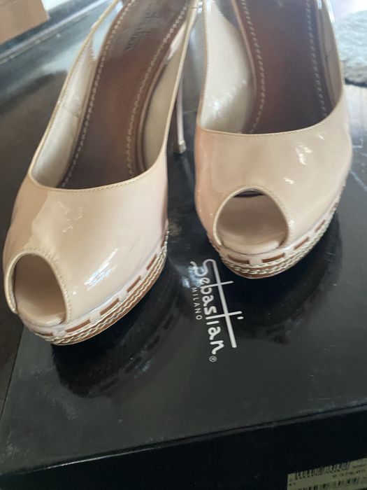Pantofi superbi Sebastian piele lacuita 37