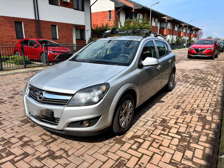 OPEL Astra 2011 — imagine 2